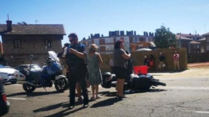 accidente tráfico policía local león ambulancia sucesos herido