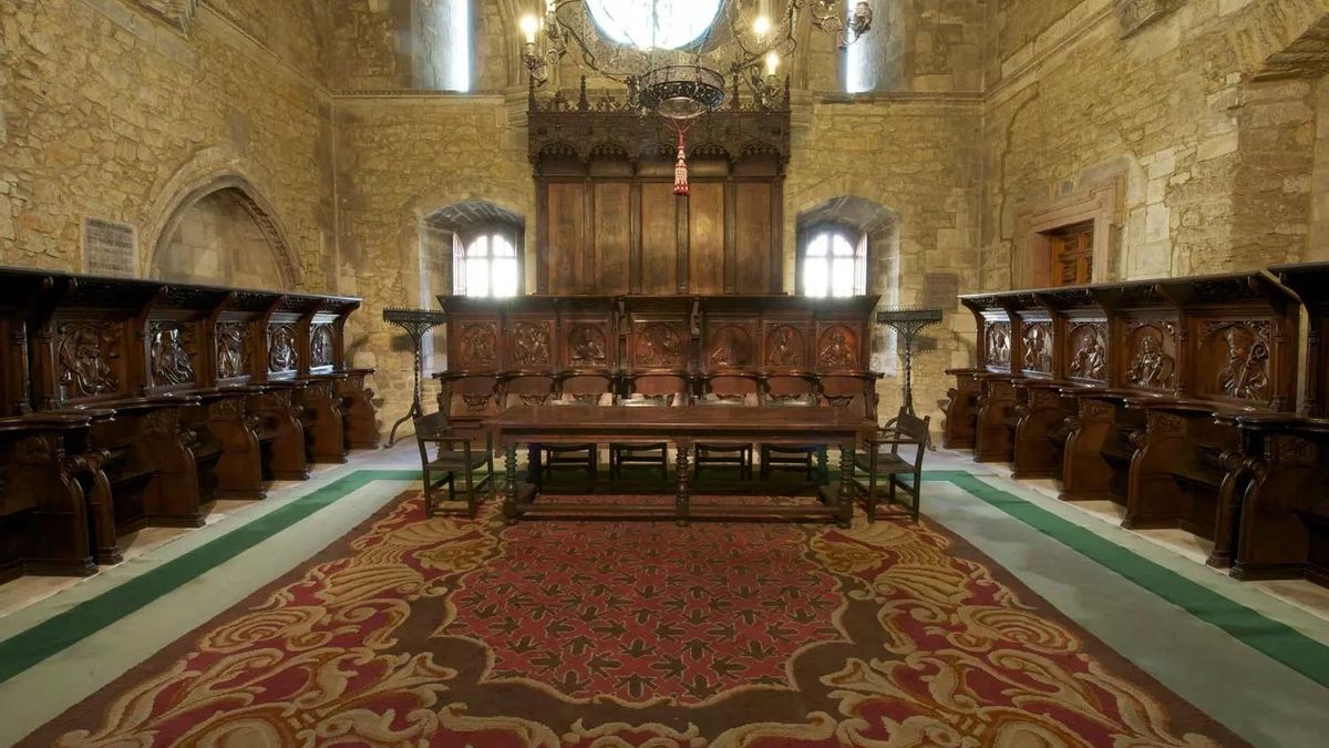 Una investigación arqueológica 'reescribe' la sala capitular de la Catedral de Oviedo como el "Niemeyer del siglo XIII"