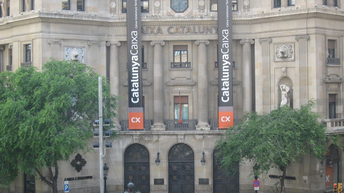 CatalunyaCaixa dice que sus ajustes dependerán de las sinergias con la entidad que la compre