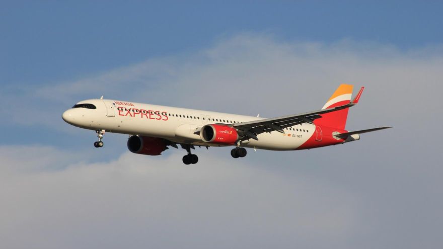 Avión de Iberia Express.