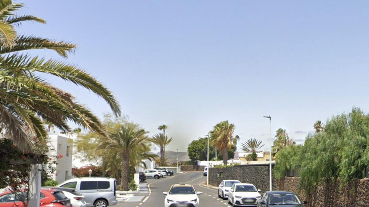 Sofocado un incendio originado de madrugada por unas velas en Puerto del Carmen