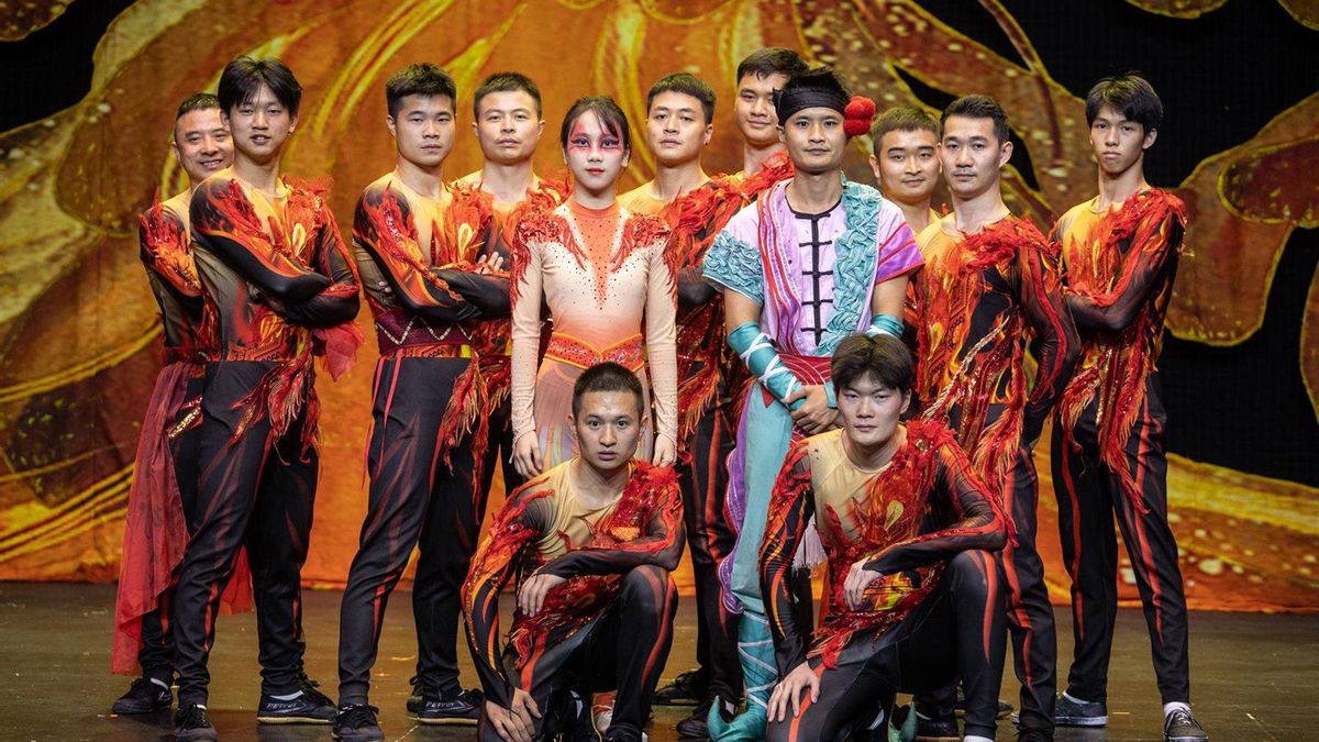 Parte de los componentes del ‘Gran Circo Acrobático de China’.