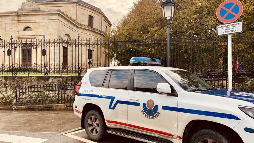 Radiografía de la flota de la Ertzaintza: un 30% de patrullas de averiadas a la vez y unidades con casi 500.000 kilómetros