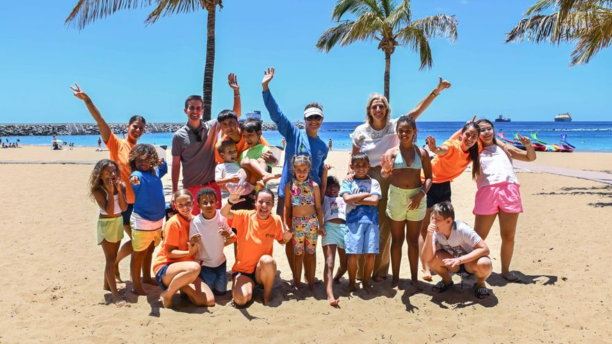 Cabildo, Ayuntamiento de Santa Cruz y FIVT amplían a las tardes su apuesta formativa estival en Las Teresitas