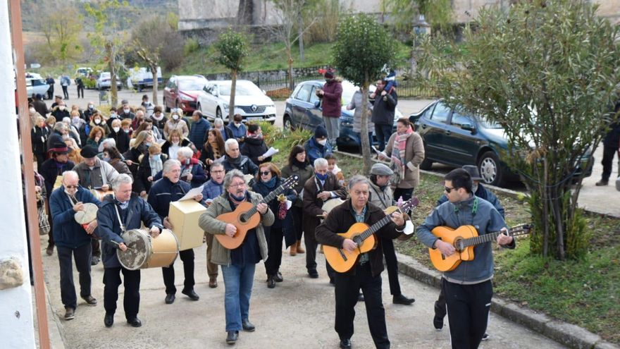 Los pueblos del Alto Tajo se 'visten' de Navidad para crear comunidad (y atraer nuevos vecinos)
