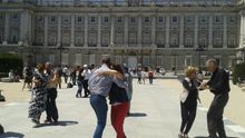 El Gobierno de Almeida suspende los Foros Locales y comienza una batalla contra los movimientos vecinales
