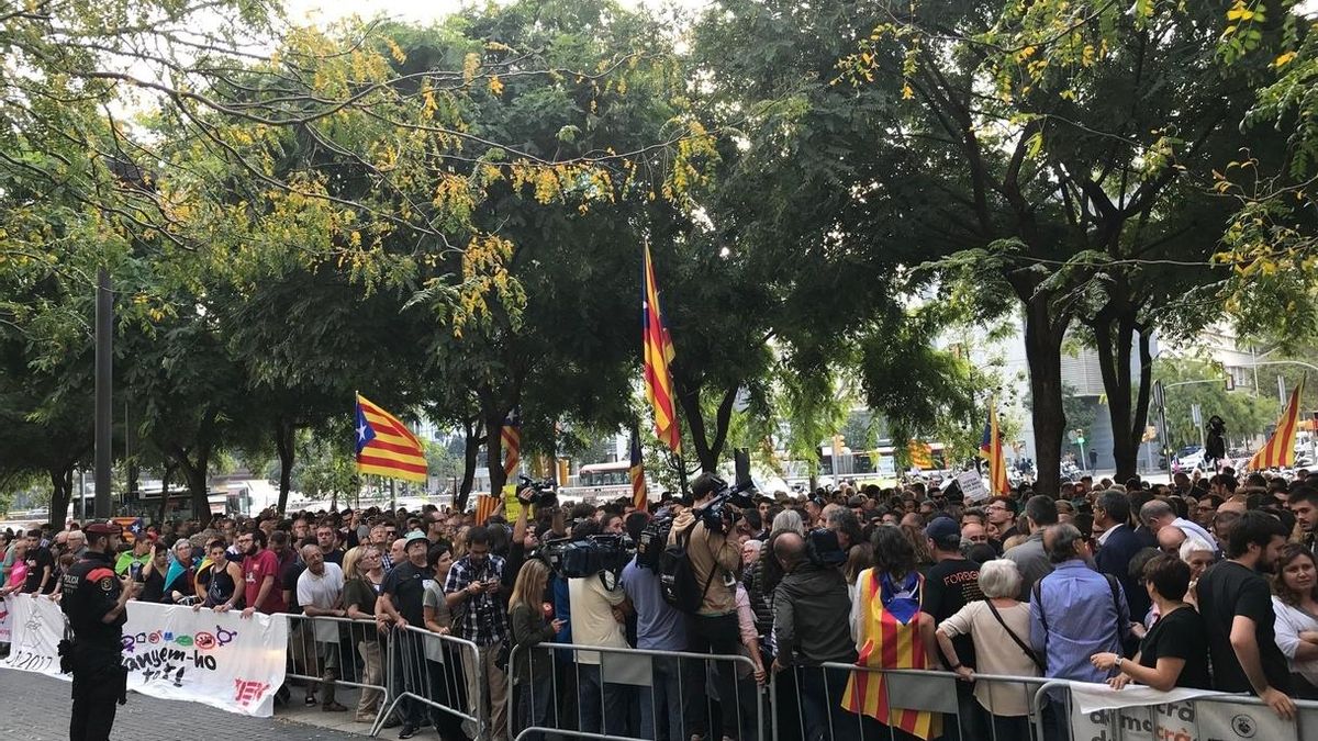 Profesores avisan que el Derecho Internacional no faculta a Cataluña a separarse ni a esgrimir autodeterminación