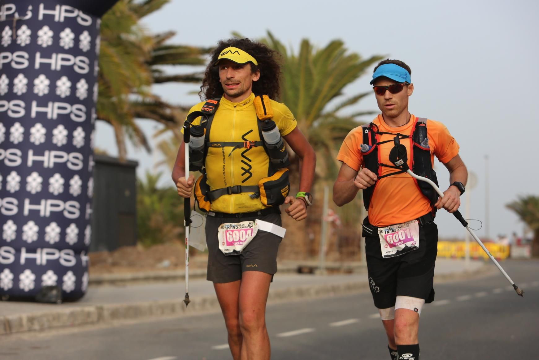 Entrada a meta de Peter Kienzl y Luca Papi. Alejandro Ramos.