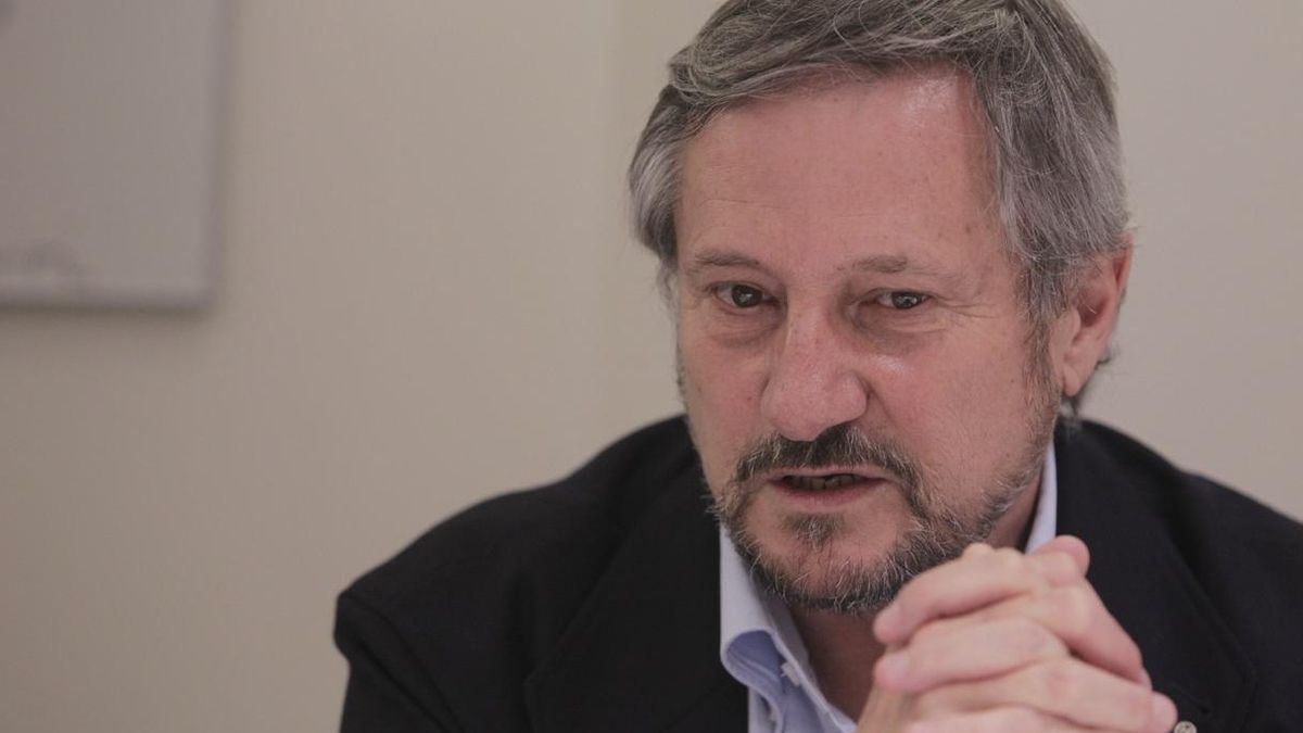 Meyer explica que se va para ayudar a IU en las próximas elecciones