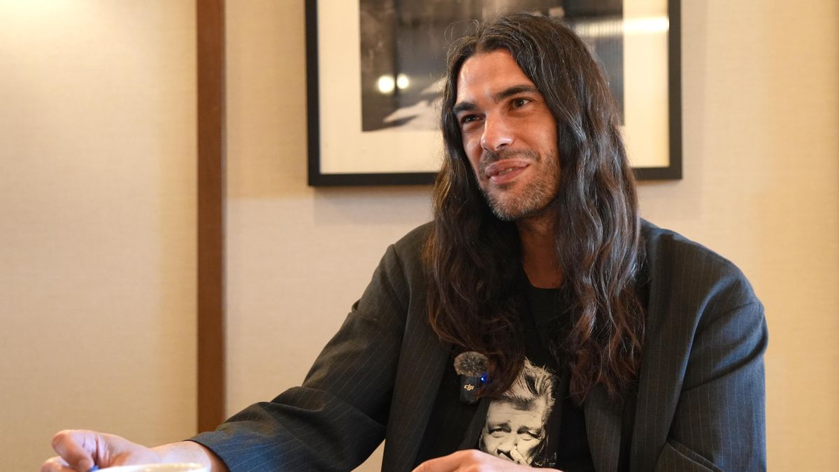 Oliver Laxe, a pocas horas de los Oscar: “A lo mejor mi cine es para todos los públicos pero yo no lo soy”