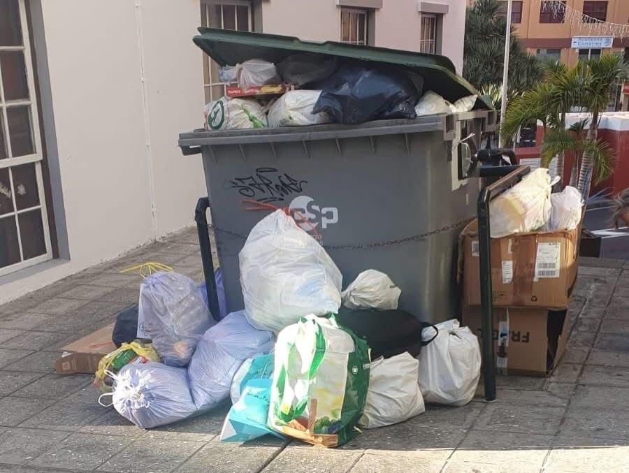 Contenedor de basura en Santa Cruz de La Palma  (imagen cedida por el PP).