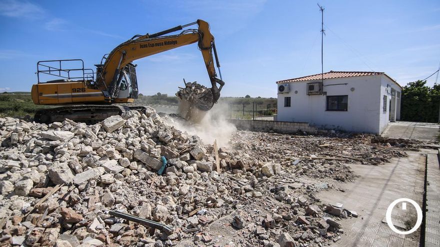 Demolición de la Estación El Chaparral