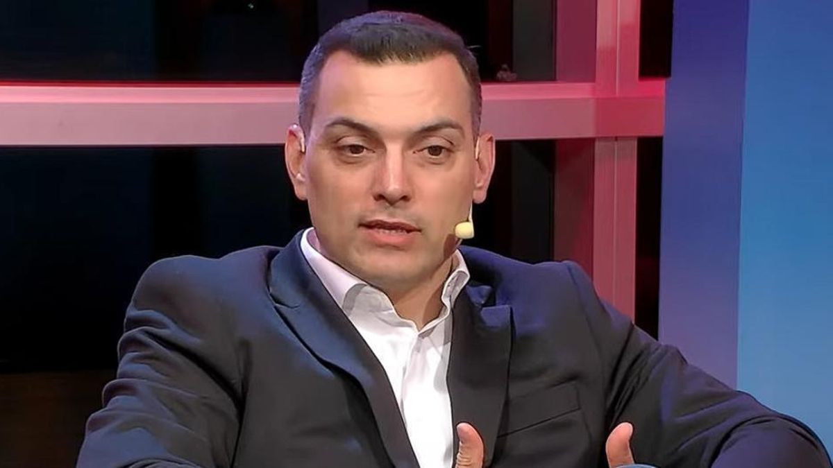 Álvarez Agis propuso gravar la extracción de efectivo en reemplazo del Impuesto al Cheque y Milei lo acusó de “ladrón”