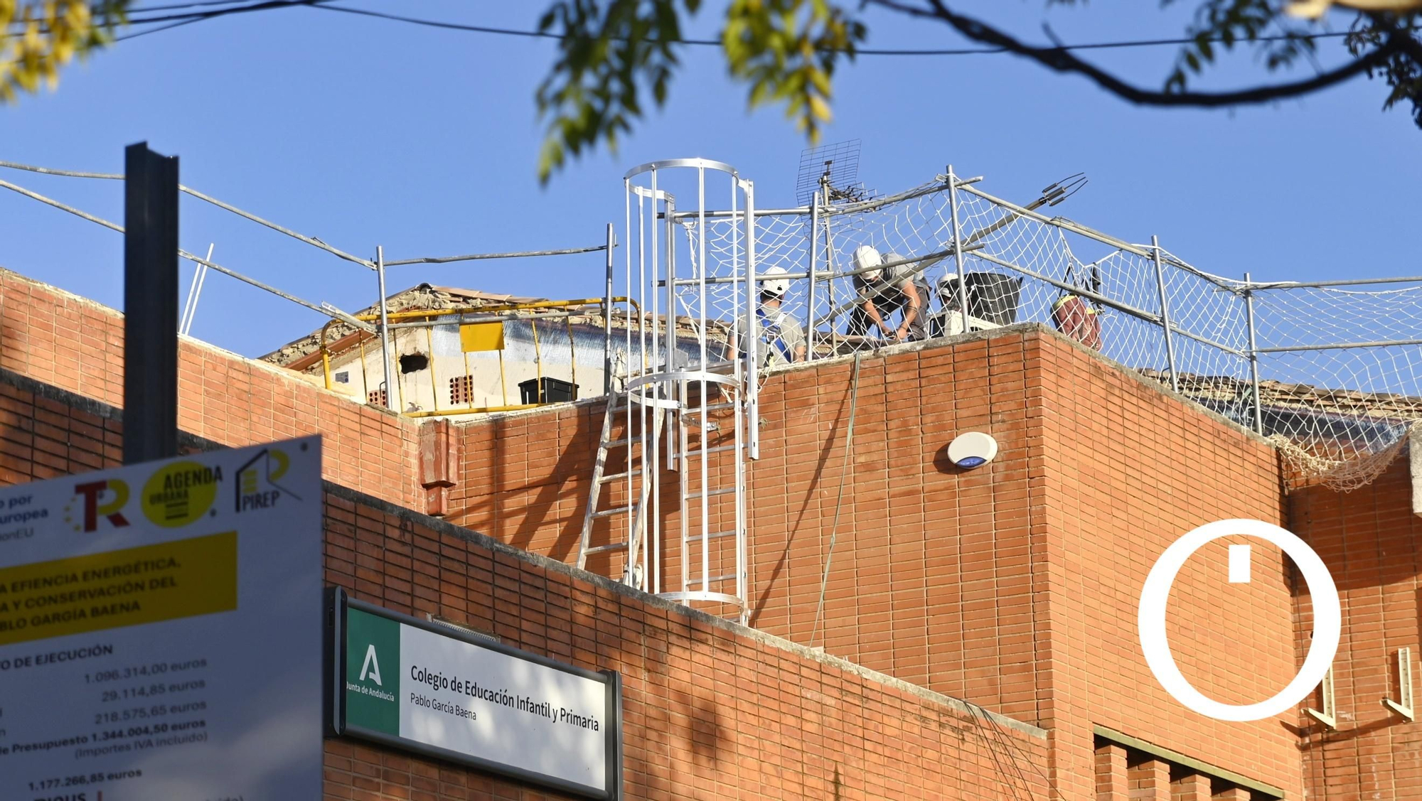 Concentración en el colegio Pablo García Baena