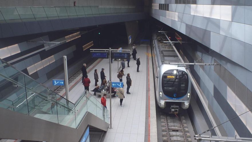 Euskotren: 40 años y 1.200 millones de viajes por las vías vascas