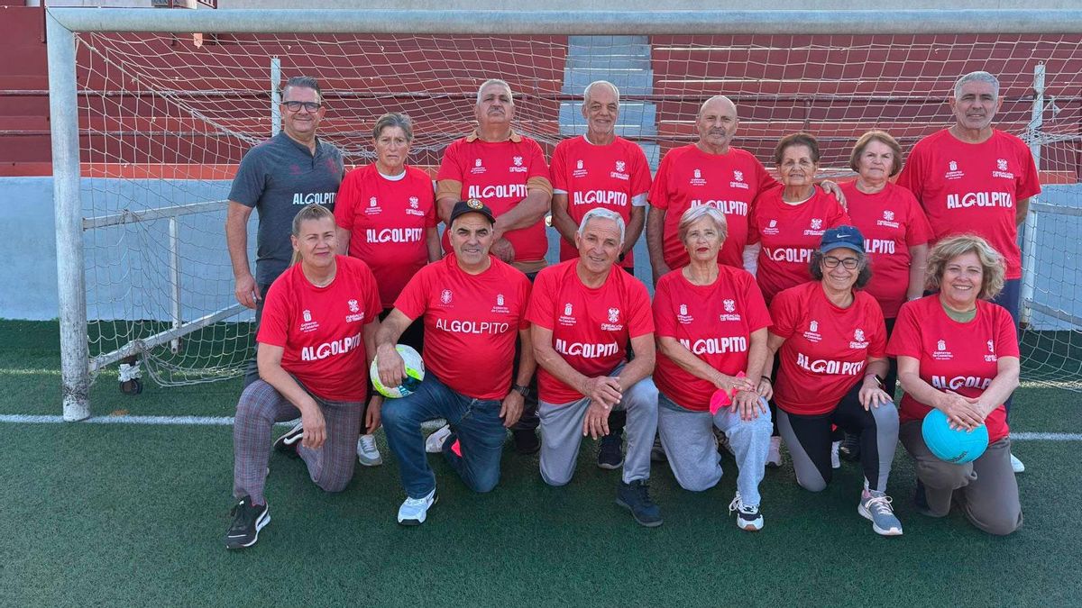 El Tenerife-Ponferradina, dedicado al programa ‘AlGolpito’ de envejecimiento activo