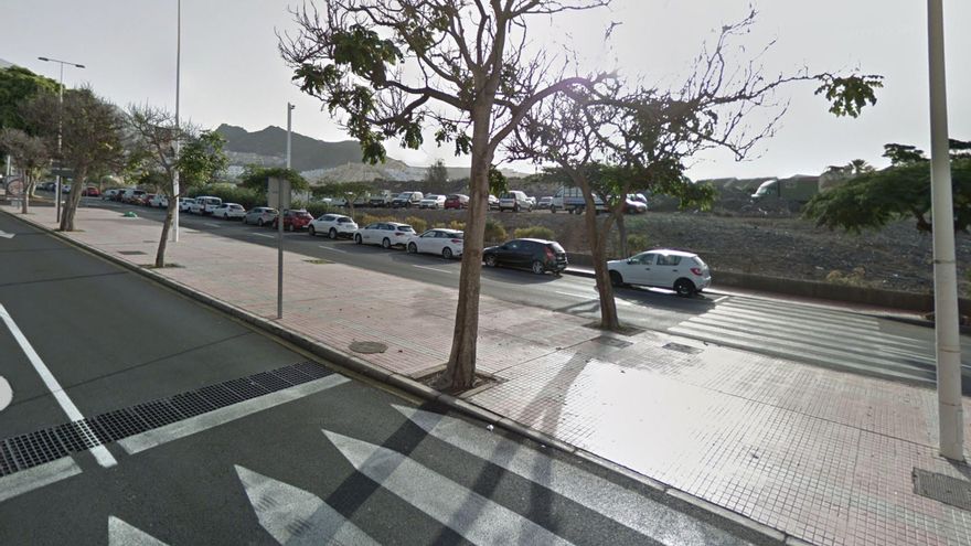 Un motorista resulta herido de gravedad tras colisionar con un coche en Adeje