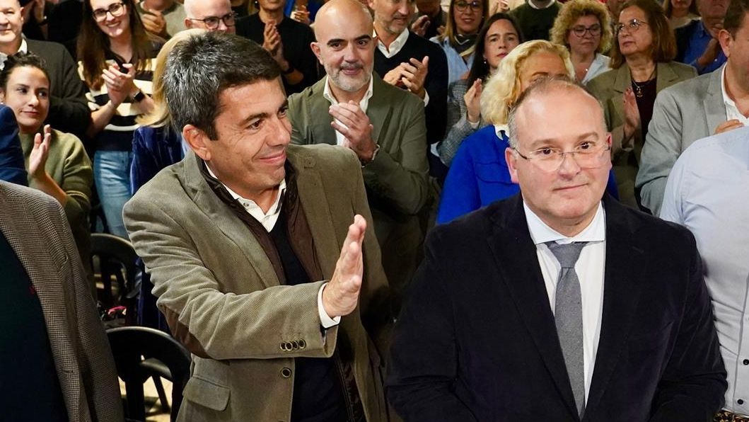 El portavoz del Grupo Popular en el Congreso, Miguel Tellado, junto a Carlos Mazón en un acto del PPCV.