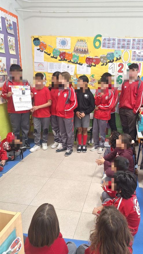 Los estudiantes del CEIP Capitán Cortés, el día del referéndum