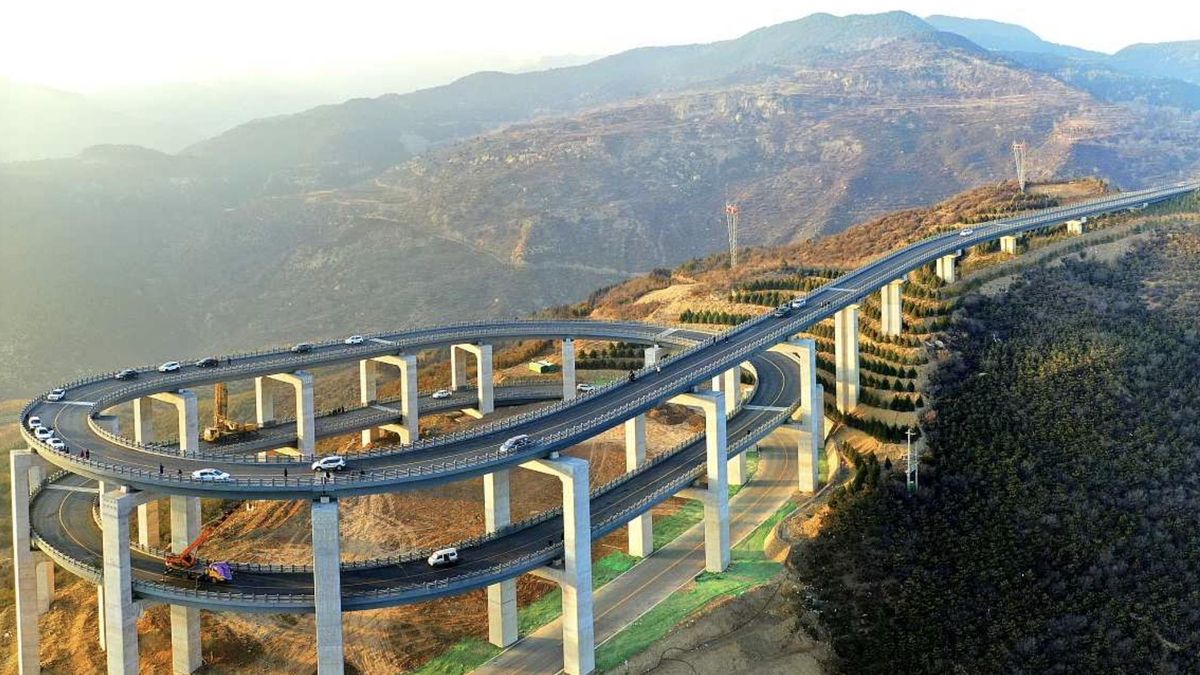 La zona que rodea esta carretera con mirador es muy rica en historia china