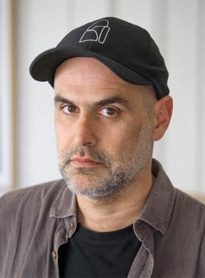 Juan Palo Sallato, director del film que rescata la noble figura del capitán de aviación Jorge Silva.