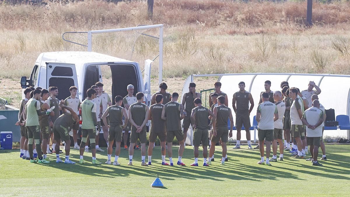 Primer entrenamiento de pretemporada del Córdoba CF, en imágenes