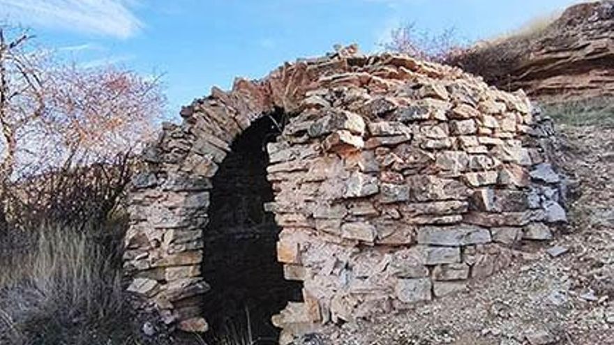 Buscan mecenas para salvar la Nevera del Val en Molina de Aragón