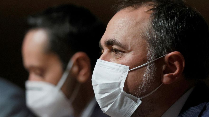 La Xunta contrata temporalmente 86 médicos jubilados para reforzar la teleasistencia COVID