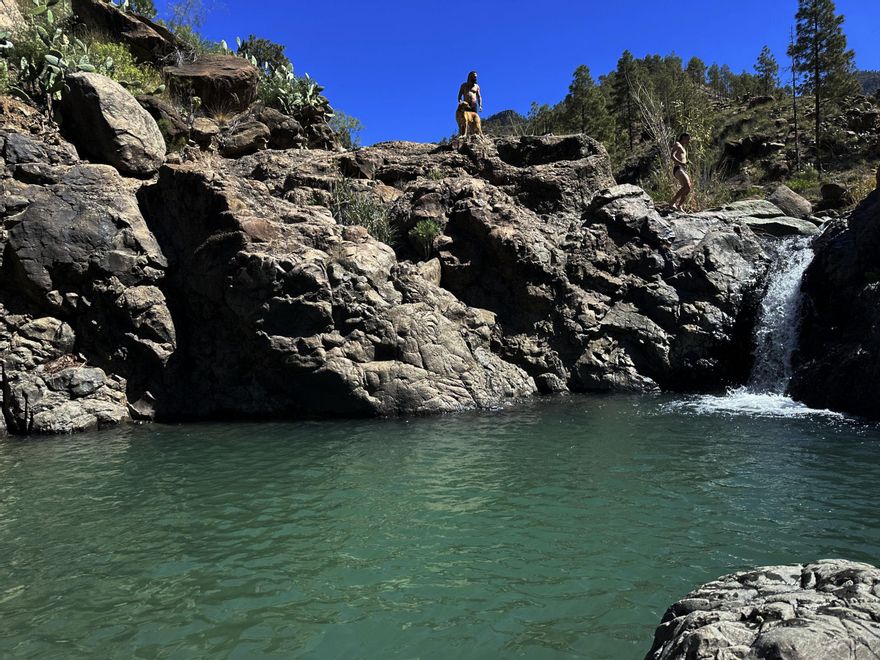 El fin de fiesta del sendero es llegar hasta los Charcos de Las Tederas.