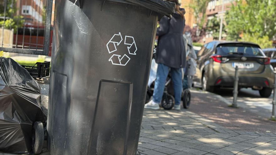 España suspende en reciclaje, pero espera mejorar con retorno de botellas y más educación