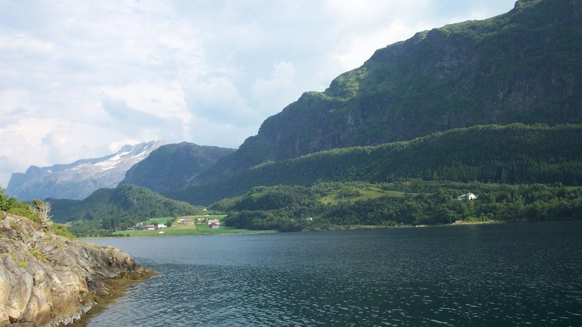 Imagen del fiordo de Førde.