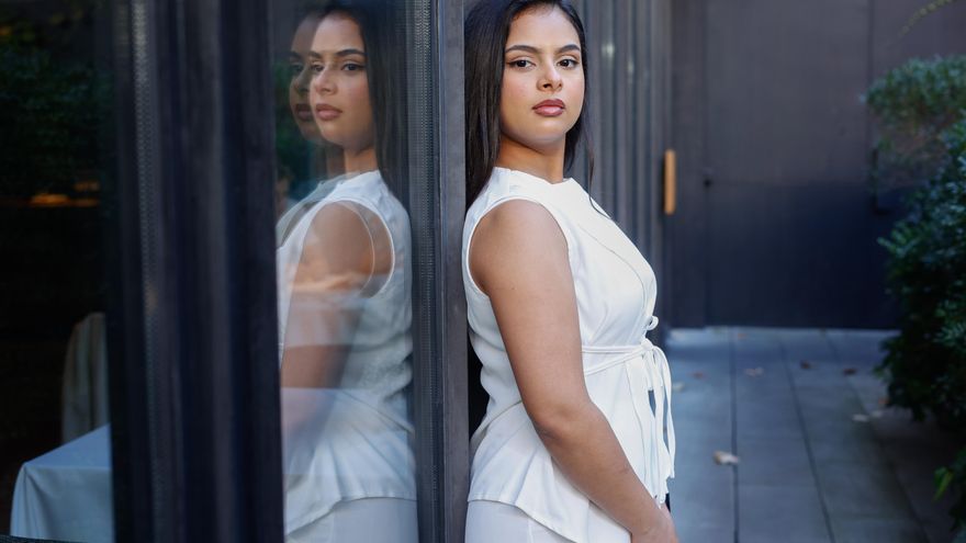 Nada Al-Ahdal, superviviente de un matrimonio infantil: "Cada dos segundos en el mundo se vende a una niña para casarla"