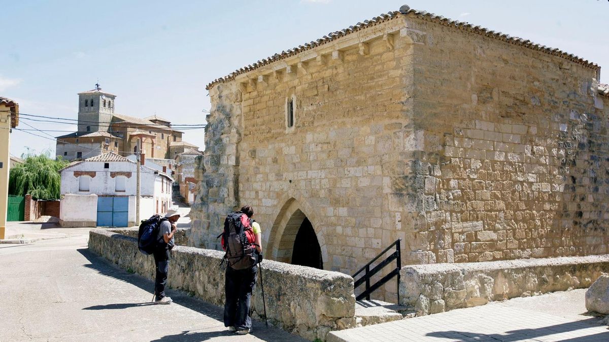 Ermita de Nuestra Señora del Socorro, en Población de Campos.