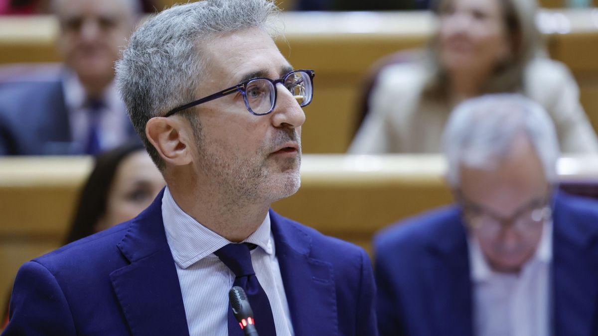 Hacienda promete buscar la fórmula para gravar los beneficios "caídos del cielo" de las empresas energéticas