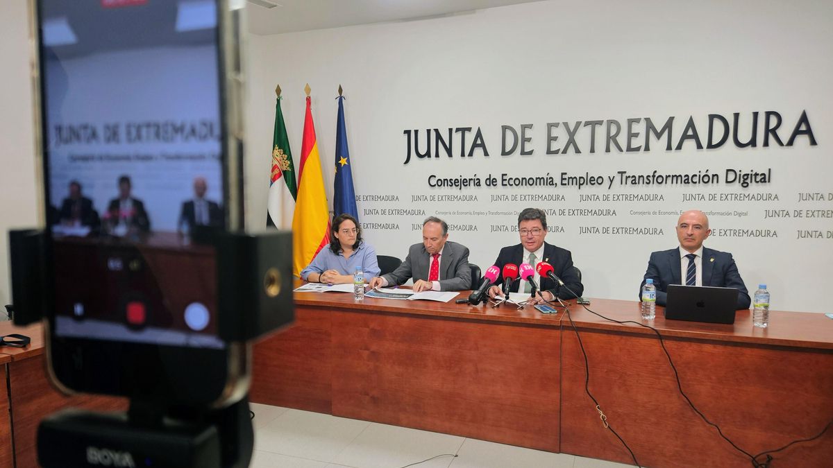 La Junta incorpora la Inteligencia Artificial para automatizar tareas y agilizar las ayudas