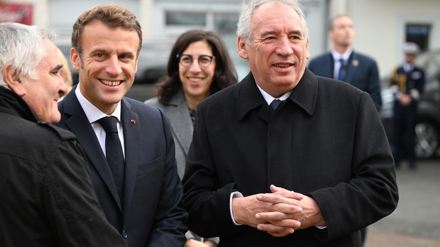 Macron nombra al liberal François Bayrou como primer ministro tras la caída del Gobierno Barnier