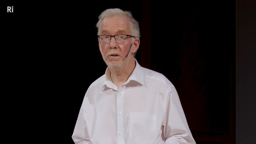 ¿Un rayo nunca cae dos veces en el mismo lugar?: cómo es el libro que busca aclarar 50 malentendidos en la ciencia