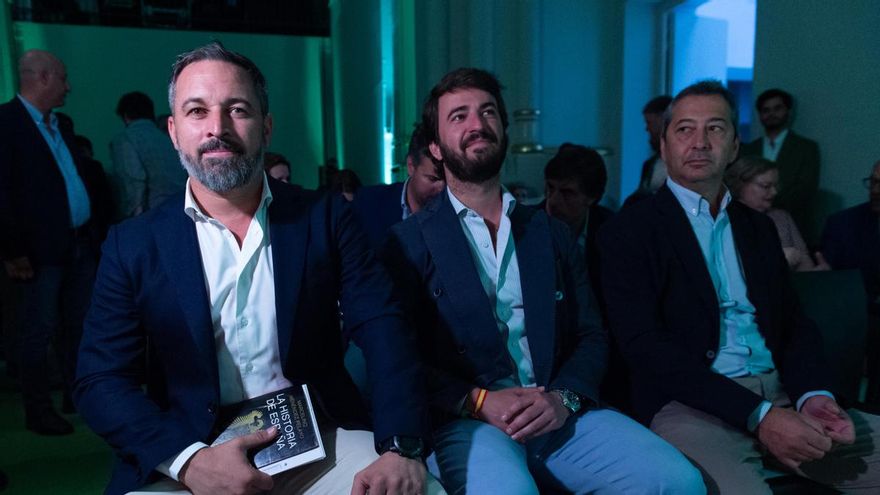 Las dimisiones en Vox afloran una nueva crisis interna y el PP recrudece sus ataques