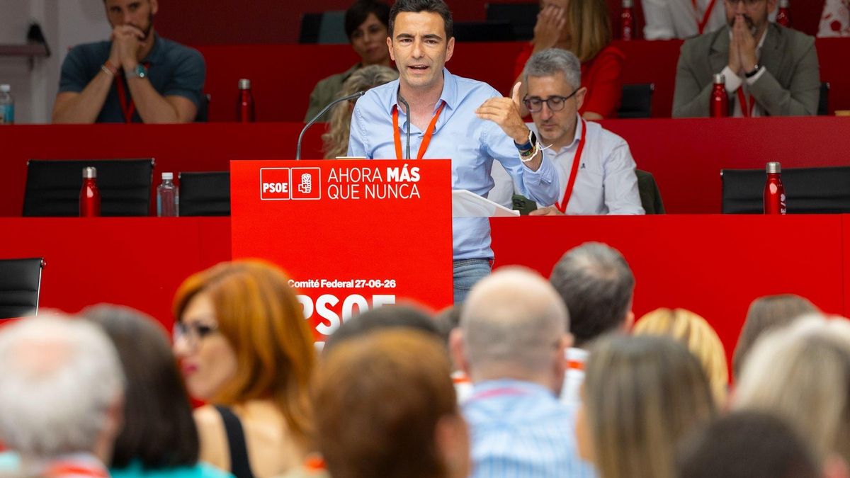 Casares traslada el apoyo del PSOE cántabro a Sánchez y apela a la unidad: "El partido, cuando camina unido, es imparable"