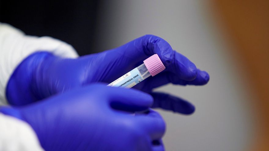 Los contagios continúan imparables en Navarra con más de 1.000 casos tras la irrupción de la variante ómicron