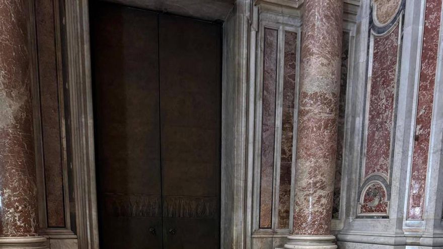 Trump y Zelenski se reúnen en Roma antes del funeral del papa Francisco