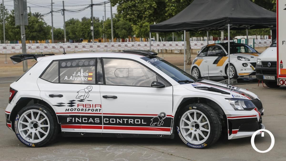 Parque cerrado del XXXVIII Rallye Sierra Morena
