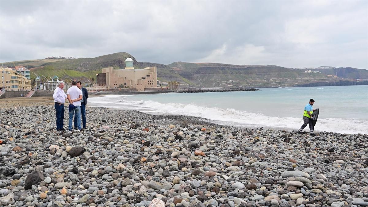 El Ayuntamiento de Las Palmas de Gran Canaria pide permiso a Costas para allanar los callaos de La Cícer y mejorar la seguridad en Las Canteras