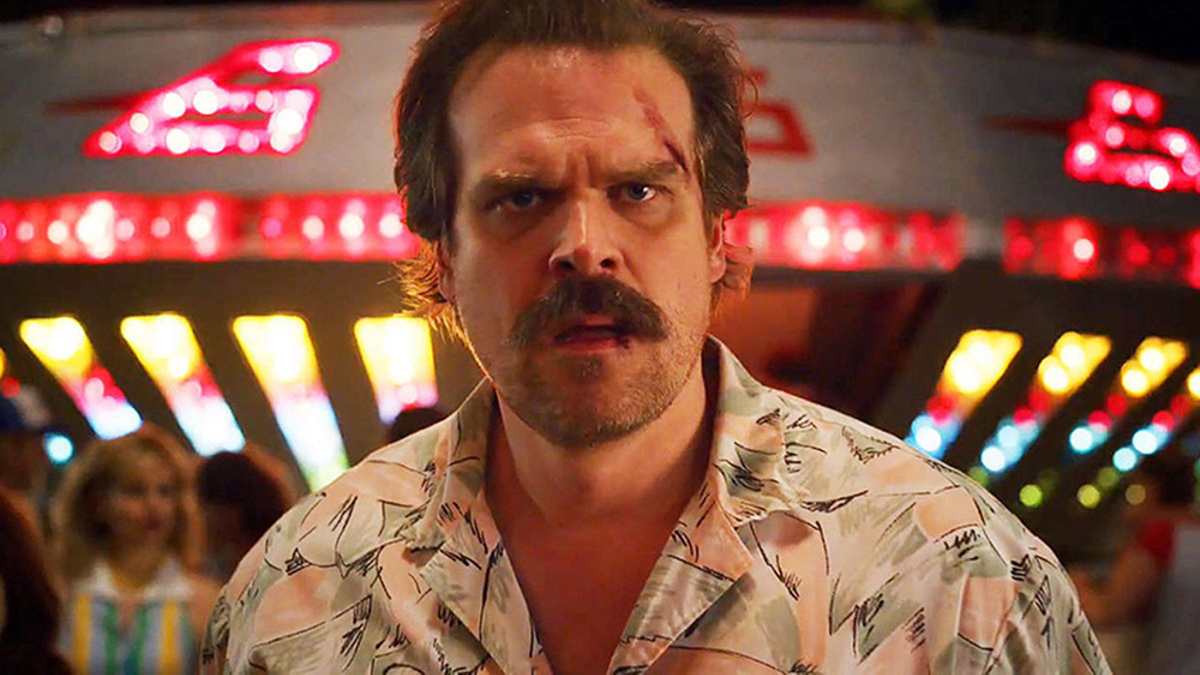 David Harbour promete más oscuridad y algo "épico" para Hopper en la temporada 4 de 'Stranger Things'