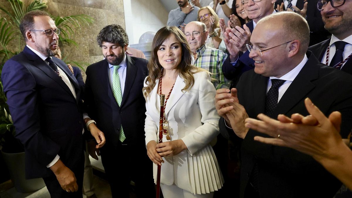 El ascenso silencioso de Rebeca Pérez: de concejala número 13 a primera mujer alcaldesa de Murcia