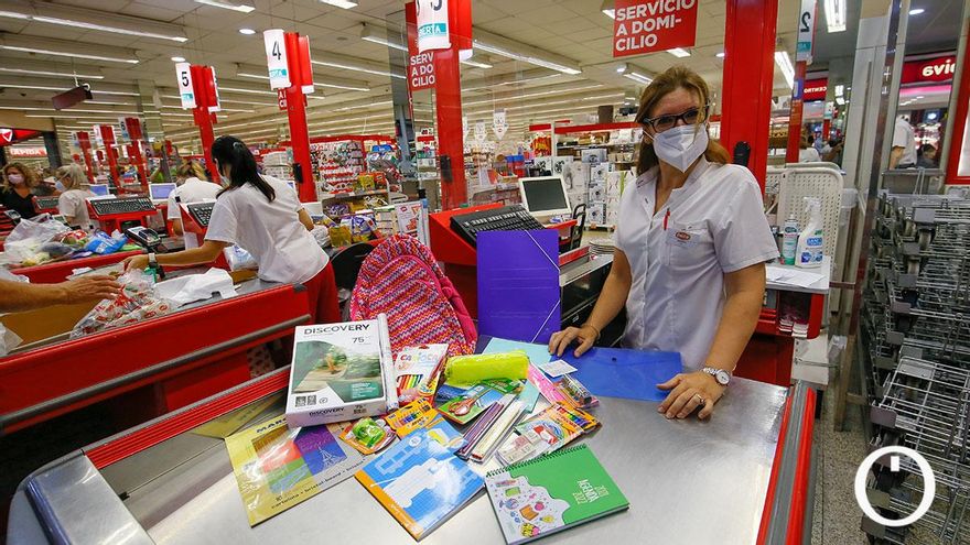 Lote de material escolar para primero de Primaria