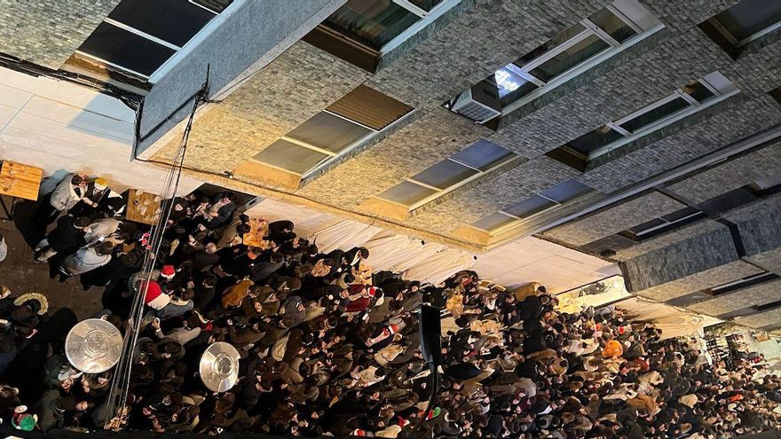 Denuncian la apertura de un bar sin licencia en la calle Pastores