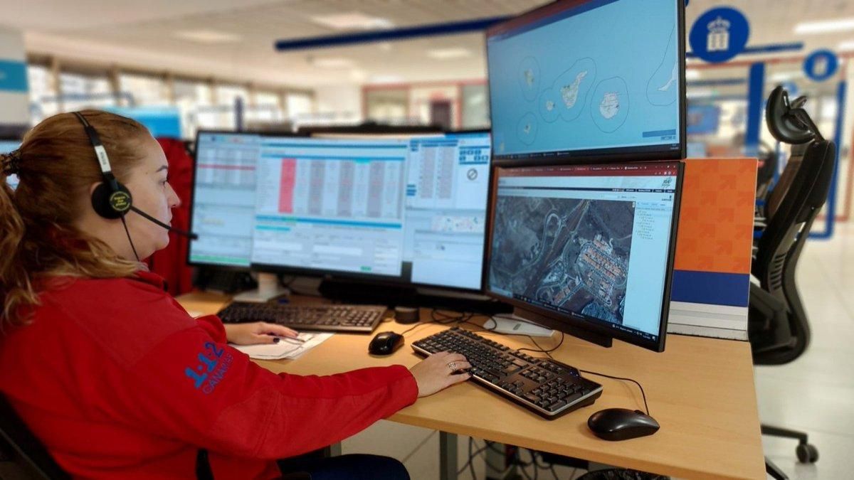 Herido moderado el conductor de un camión que volcó en Tijarafe