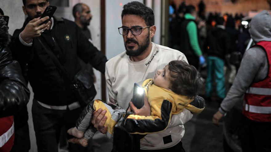 Los ataques de Israel matan a más de cien palestinos durante el rescate de dos rehenes en la ciudad de Rafah