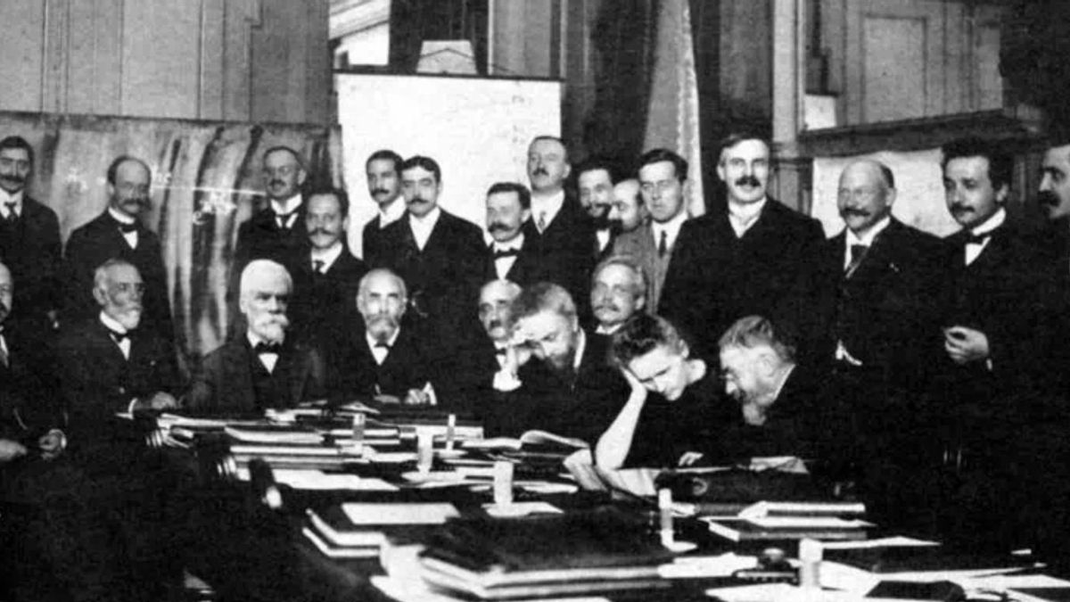 En enero de 1911, la Academia de Ciencias francesa negó a Curie un escaño como físic